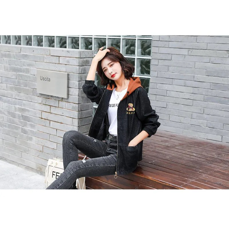 Cropped Slimming Bear Pattern Embroidery Zip-Up Denim Jacket