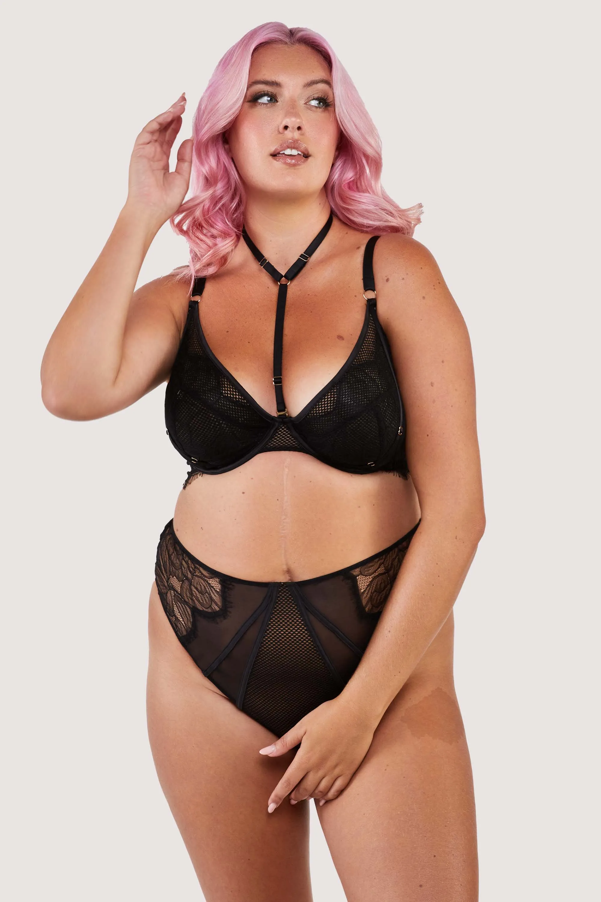 Fairfield Black Fishnet And Lace Plunge Bra