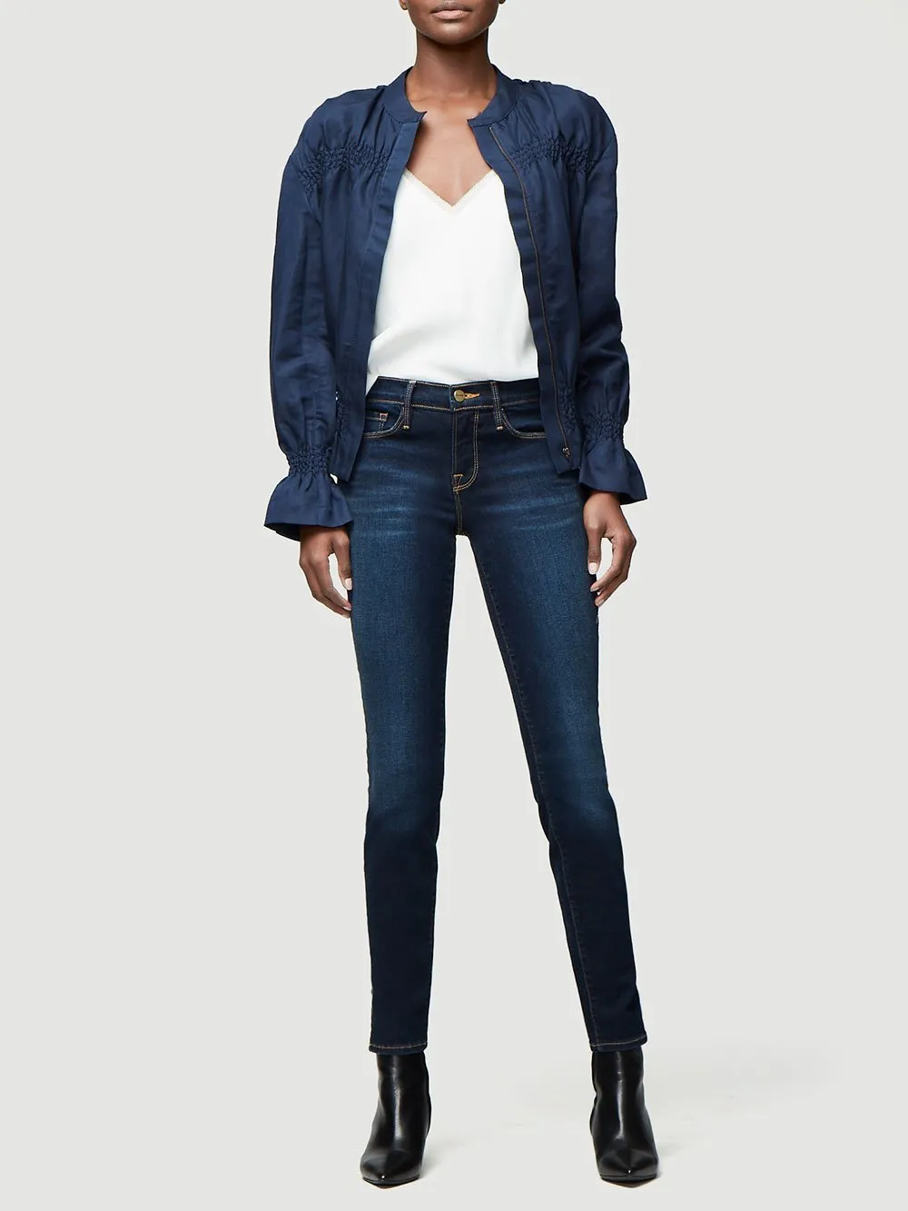 FRAME - Le Skinny De Jeanne Slit Rivet Clean Jean in Fellah