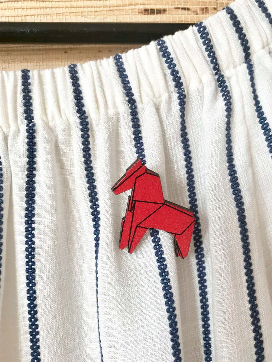 Red Horse Origami Pin